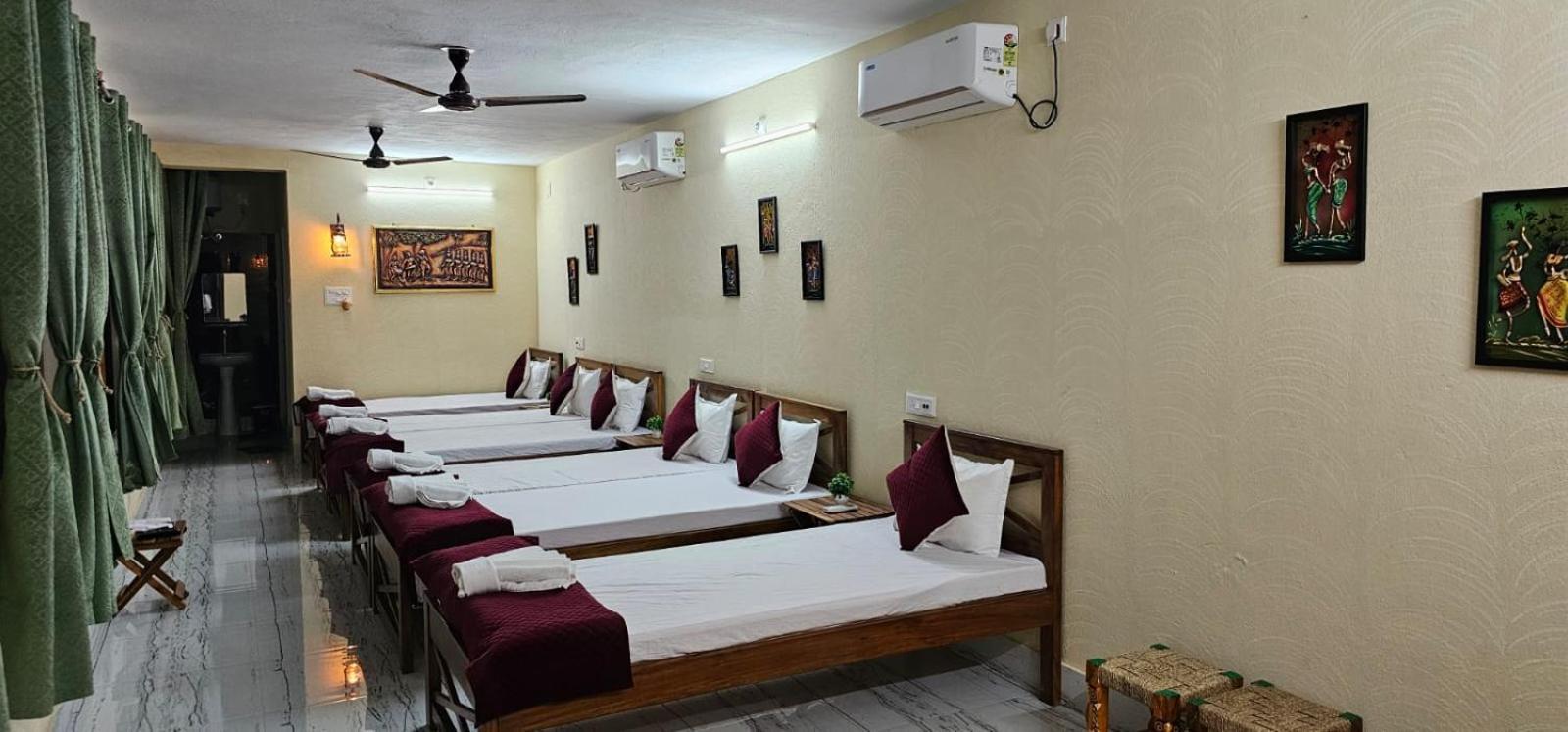 Moon Village Resort Shānti Niketan Exterior foto