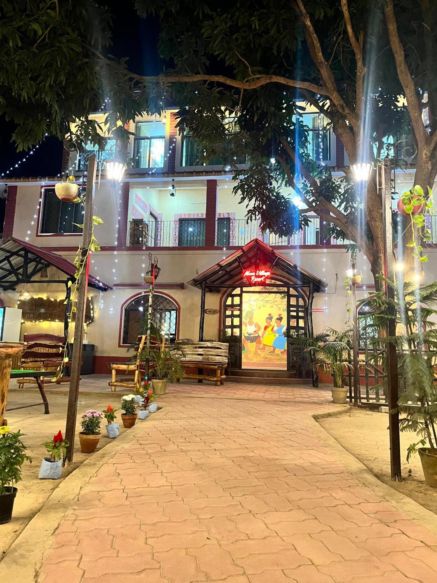 Moon Village Resort Shānti Niketan Exterior foto